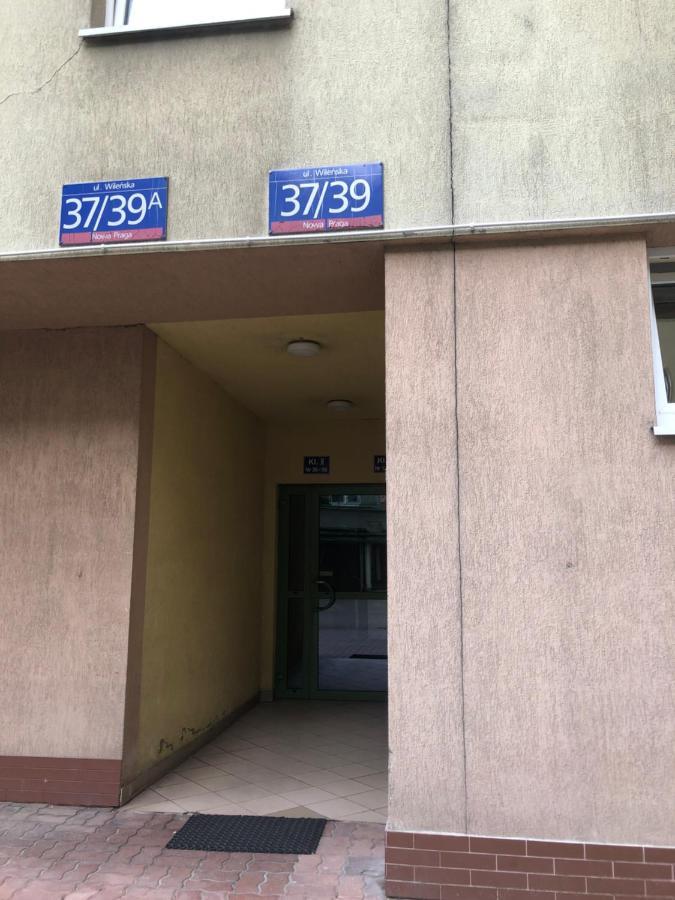 Zwykle Mieszkanie Na Wilenska, Trzy Przystanki Do Starego Miasta,dwa Przystanki Do Szpitala Praskiego